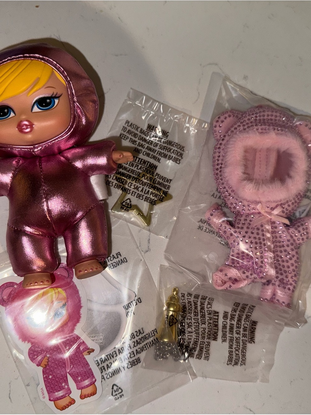BRATZIEZ Bling Blind Box - Cloe Angel